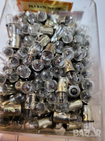 Специална Лампа, малка лампа, крушка, крушки  BA7S - 12волта 2 вата автомобилна лампа крушка