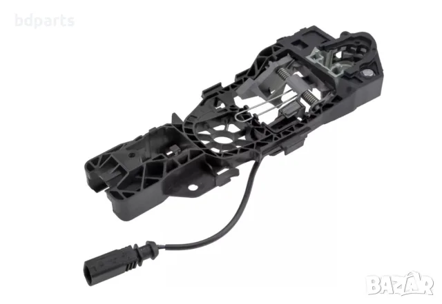 Комплект основа за лява външна дръжка, VW, Passat B6 B7, CC, Keyless, снимка 1 - Части - 56142312