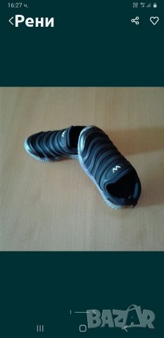 Детски светещи обувки