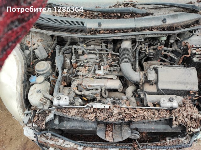 Toyota Yaris 1.4 НА ЧАСТИ , снимка 5 - Автомобили и джипове - 44297729