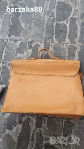 Стара кожена чанта, снимка 12 - Чанти - 53375840