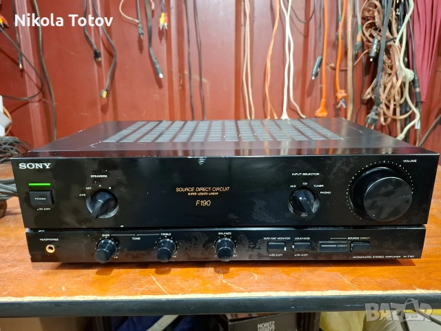 Продава се усилвател Sony TA-F190. 