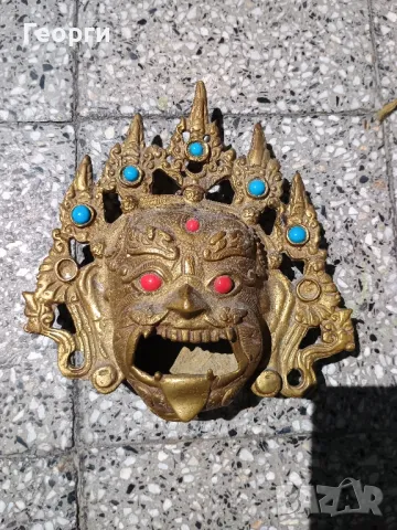 Стара бронзова маска-99