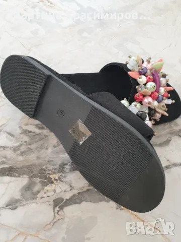 Нови дамски чехли , снимка 2 - Чехли - 49813320