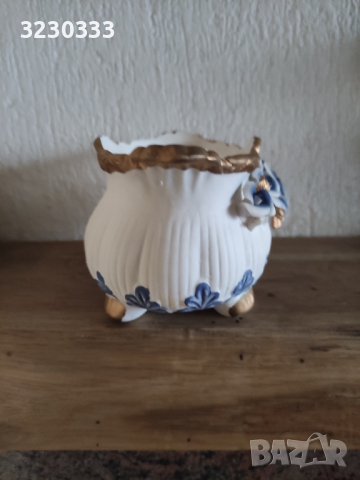 Стара бонбониера "Синя роза"каподимонте, снимка 4 - Антикварни и старинни предмети - 44615615