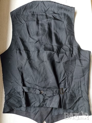 Мъжка жилетка Ungaro за костюм, снимка 2 - Костюми - 42852206