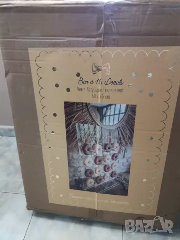  Поничка, поничка, донъти бар от прозрачно акрилно стъкло 60 x 45 см 16 позиции, снимка 3 - Декорация за дома - 49456132