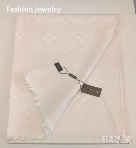 Шалове Louise Vuitton , снимка 2 - Шалове - 47709231