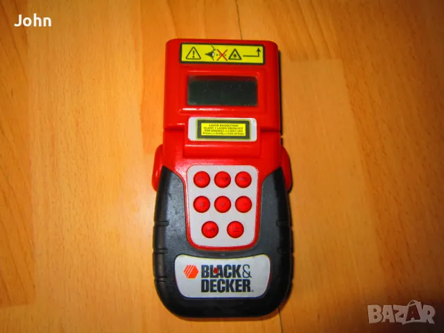 Дигитален  Лазерен  Mетър Black&Decker BDM100, снимка 9 - Измервателни инструменти - 47447980
