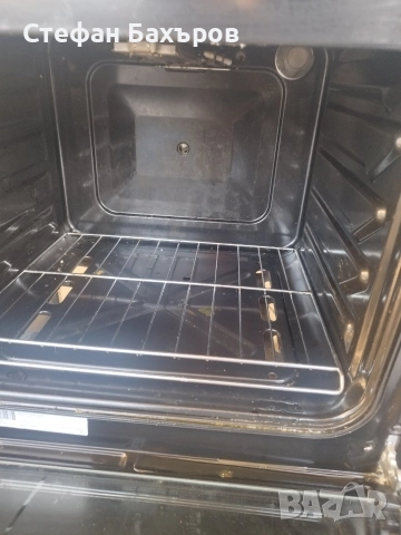 Газова готварска печка Zanussi, снимка 2 - Печки, фурни - 52844900