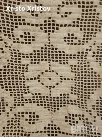 Ръчно плетена покривка, снимка 4 - Покривки за маси - 53073872