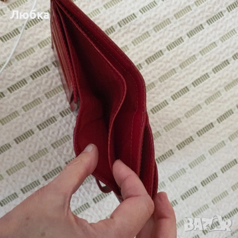 Дамско портмоне , снимка 5 - Портфейли, портмонета - 51643936