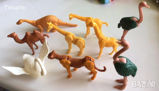 Продавам отделни фигурки на Kinder Surprise за попълване на колекции от Италия.(90-те), снимка 7 - Фигурки - 52663348