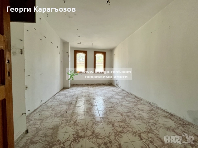 №4012 Къща с двор, гаражи и басейн в село Минерални бани, Хасково., снимка 10 - Къщи - 52010691