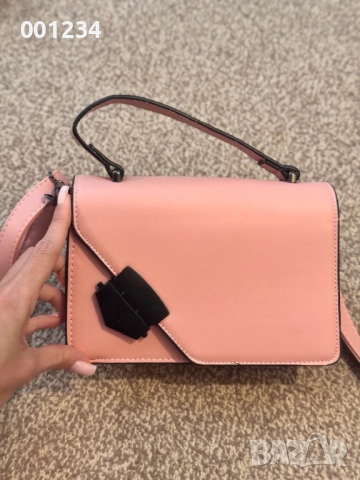 Розова чанта през рамо, снимка 2 - Чанти - 51463587