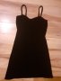 Малка черна кадифена рокличка