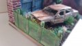Макет-Diorama junk garage abandoned Mercedes-Benz E-Class, снимка 5