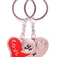 Ключодържател Love, Две сърца, Метален, Комплект 2 броя, Сребрист/Червен, снимка 1 - Романтични подаръци - 37606860