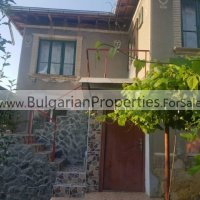 Продава се двуетажна къща в село Церовец