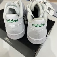 Нови, оригинални кожени маратонки adidas номер 40,7, снимка 2 - Маратонки - 38299494