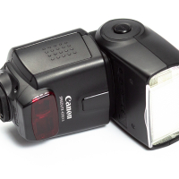 Светкавици ( Canon 600 EX / Canon 430 EXII / Yongnuo 560 III ), снимка 6 - Светкавици, студийно осветление - 44575082