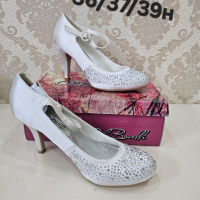 Дамски обувки, снимка 13 - Дамски обувки на ток - 44743343