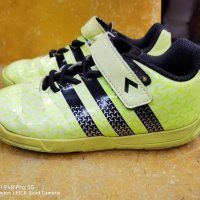 Детски маратонки Adidas 26 номер, снимка 5 - Детски маратонки - 34516602