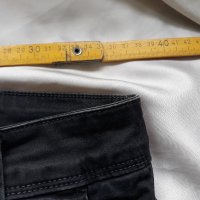 младежки панталон Alternet черен от Италия, снимка 9 - Панталони - 42275489