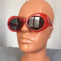 Нови Дамски Слънчеви Очила Червени Черни Прозрачни Кръгли Ретро Модел Модерни , снимка 11 - Слънчеви и диоптрични очила - 44448902