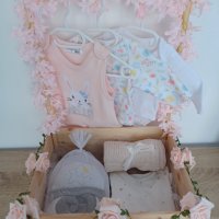 Подарък за погача – Baby Shower Basket, Уникален подарък за новородено бебе, Подарък за изписване, снимка 1 - Комплекти за бебе - 40674869