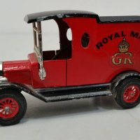 Метално камионче Matchbox Ford Model T 1912, снимка 1 - Други ценни предмети - 30024550