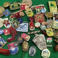 Лот стари значки и медали, снимка 1 - Антикварни и старинни предмети - 44423897