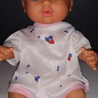 Бебета, снимка 6 - Кукли - 29548086