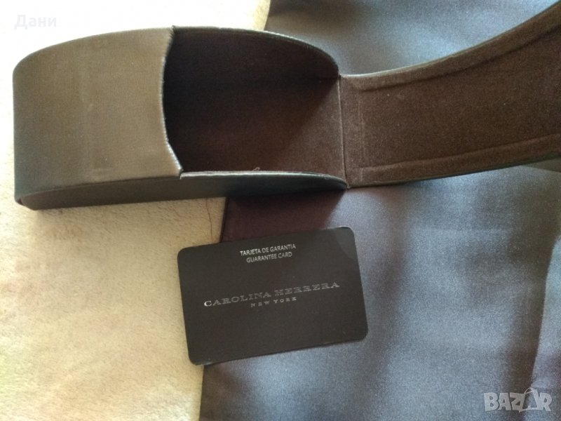 Калъф, кутия за очила Carolina Herrera, снимка 1