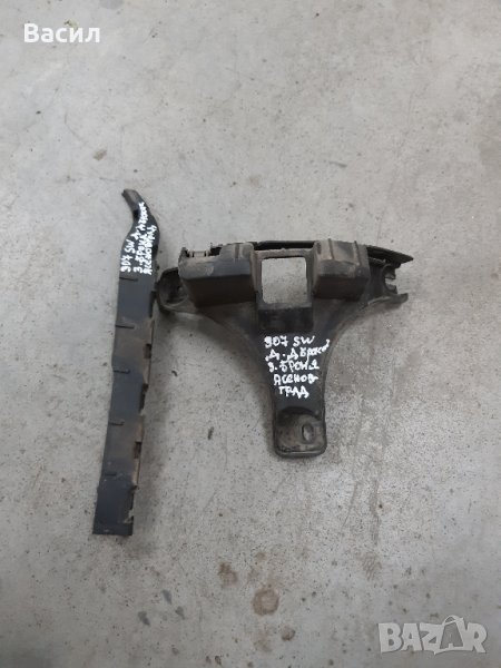 Десен държач на задната броня Peugeot 307 SW ЧЕРНО 1.6 HDI 1.6hdi Пежо 307 СВ Комби ЧЕРНО 1.6 ХДИ 1., снимка 1