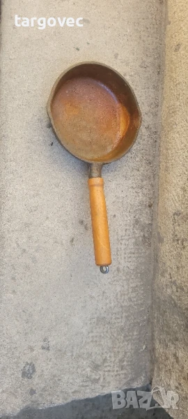 малък чугунен тиган, снимка 1