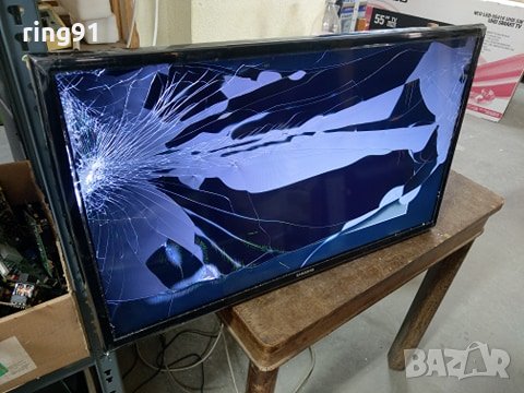 Телевизор Samsung UE32EH4003W На части , снимка 1