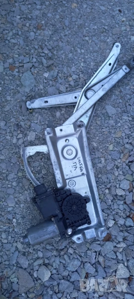 Стъклоповдигач Opel Vectra B, снимка 1