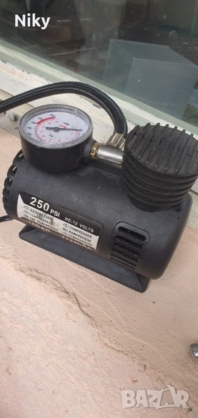 Компресор за гуми , снимка 1