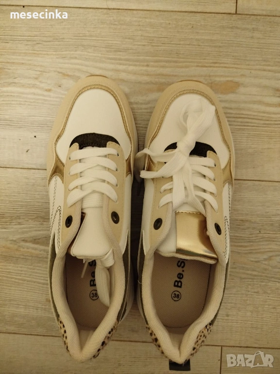 Дамски маратонки бели, снимка 1