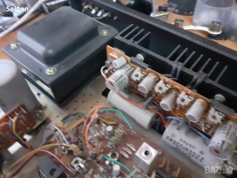 LUXMAN L&G Solid State Stereo Receiver R3600 в Ресийвъри, усилватели