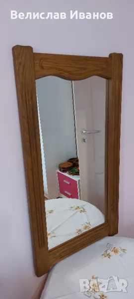 Огледало за стена с масивна дъбова рамка. Перфектно състояние, снимка 1