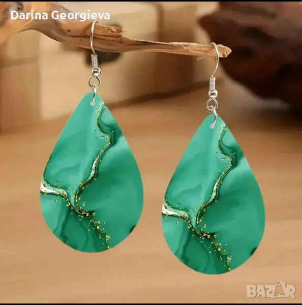 Зелени ефектни обеци, снимка 1