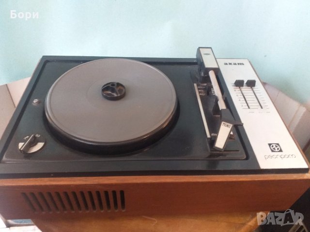 Грамофон АХАТ с усилвател, снимка 3 - Грамофони - 31945882