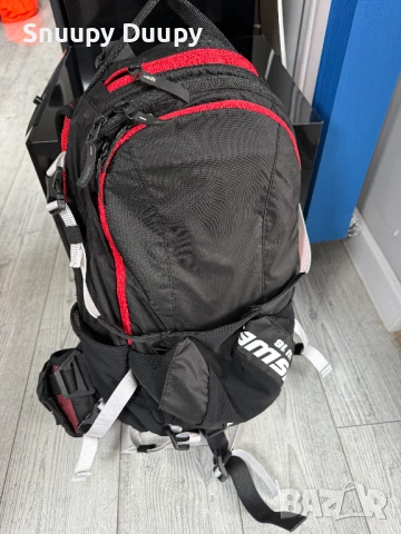 Най-добрата МТБ раница на планетата - USWE FLOW 16 - USWE Red