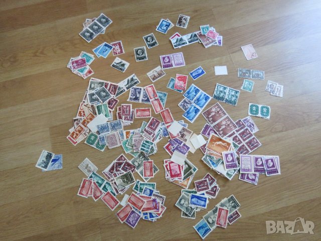 Колекция от над 2000 стари български пощенски марки от периода 1931 - 1980 г с подарък класьор, снимка 13 - Антикварни и старинни предмети - 29969495