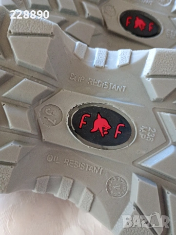 Работни обувки с бомбе-нови , снимка 4 - Дамски ежедневни обувки - 54025098