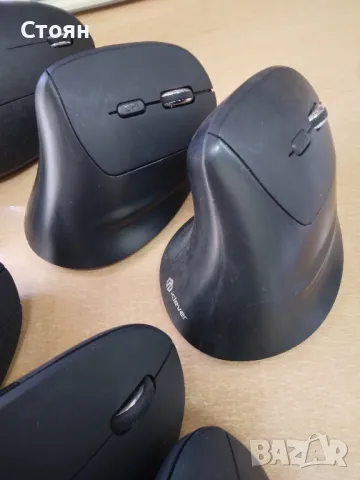 Безжична вертикална мишка за дясна ръка, снимка 3 - Клавиатури и мишки - 48402721