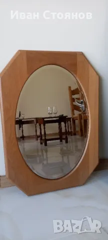 Красиви огледала с рамки от масивна дървесина