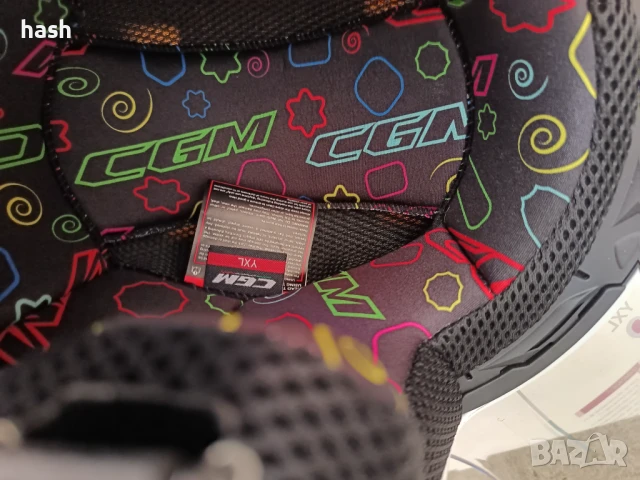 Детска мотоциклетна каска CGM 261G MINI COMICS бяла 261G-ALA-79-YE размер JXL, (53-54cm), снимка 9 - Спортна екипировка - 50784084